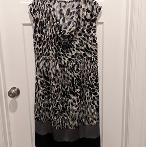 Liz Lange Maternity dress size Large